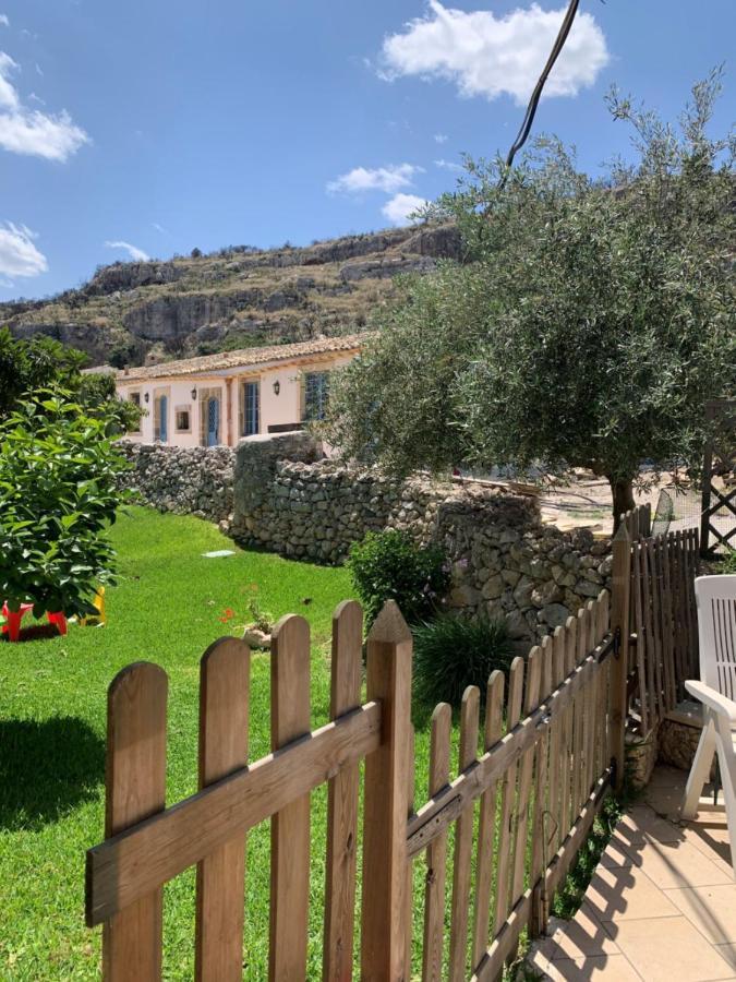 Masseria Santacatrini Melilli Екстериор снимка